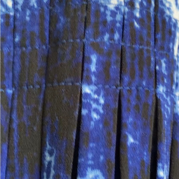 Stunning Calvin Klein Flowing Halter Dress High Heavy Quality Fabric Siz… - Picture 8 of 11